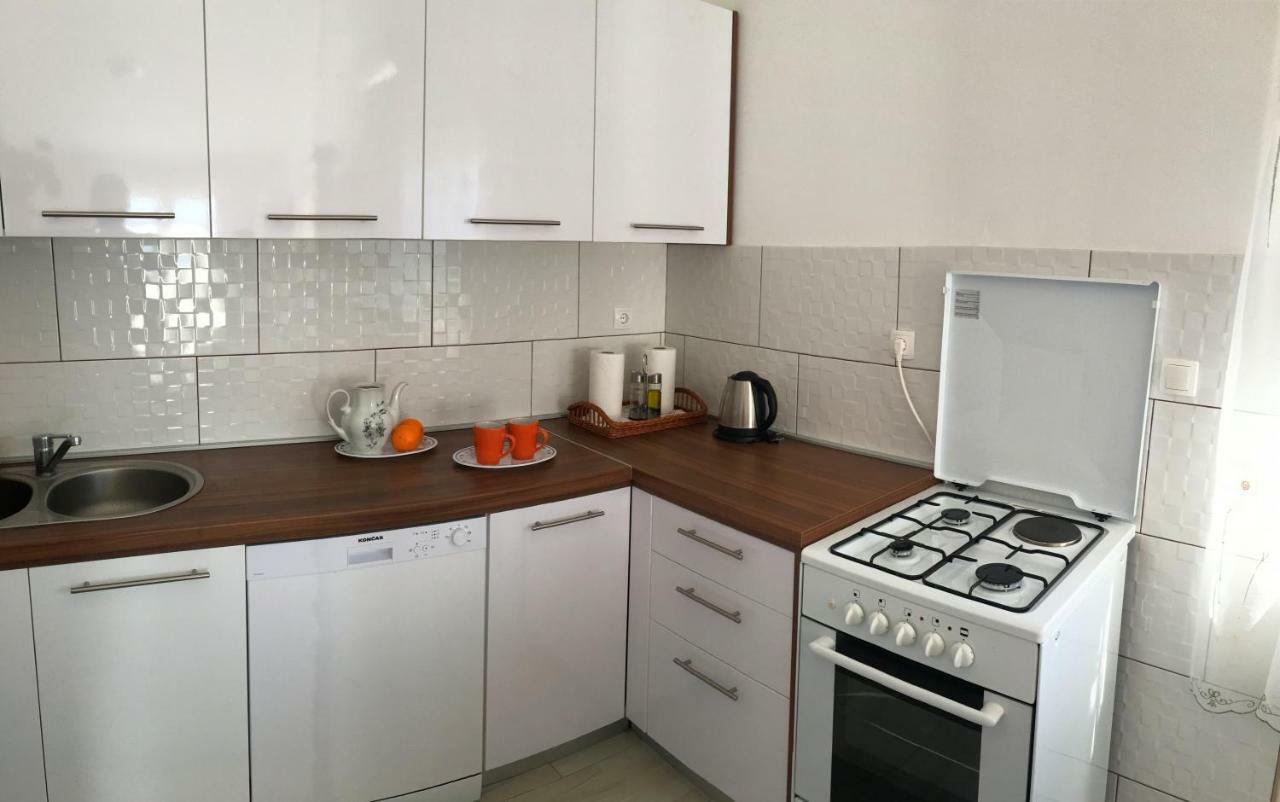 Apartment Marica Posedarje Exterior foto